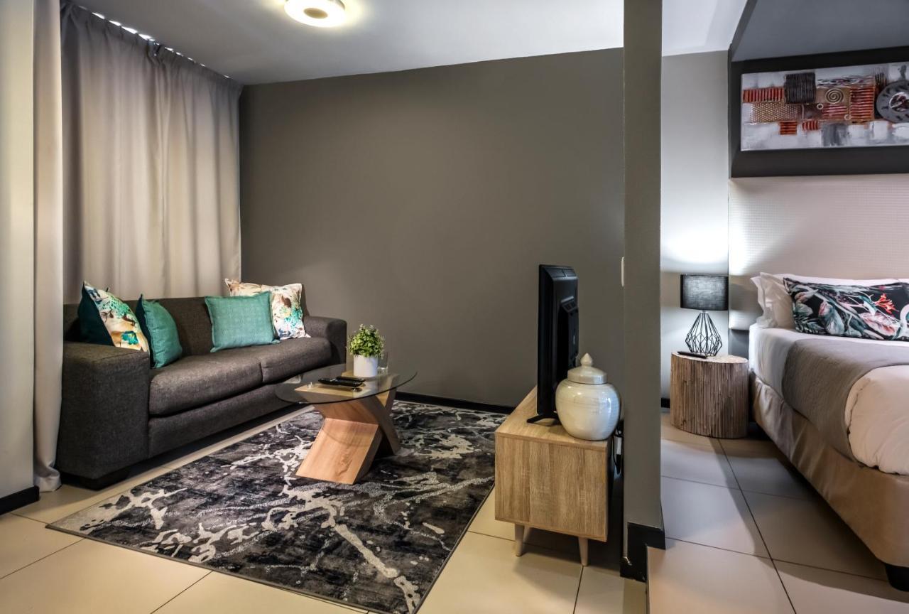 Cag The Vantage Rosebank Apartment