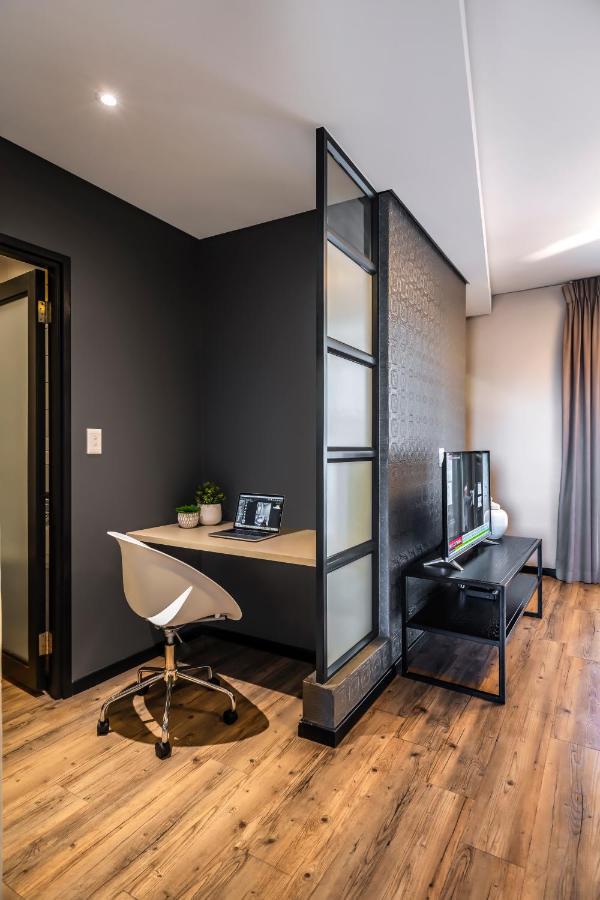 Cag The Vantage Rosebank Apartment