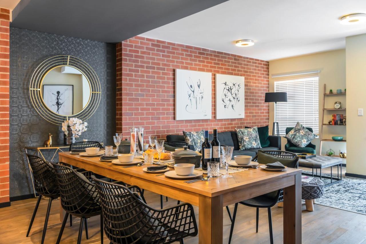 Cag The Vantage Rosebank Apartment Johannesburg