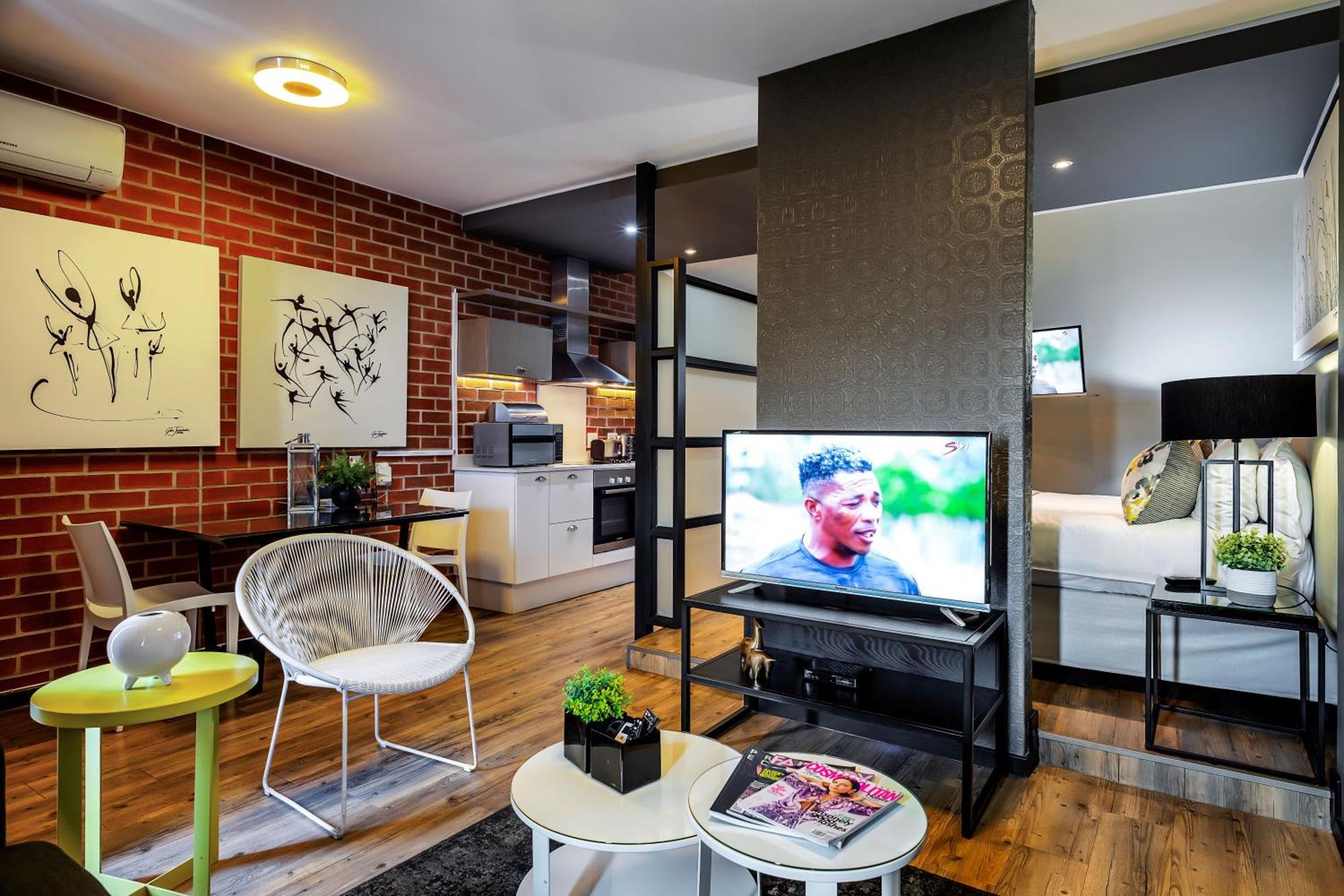 Apartment Cag The Vantage Rosebank Johannesburg