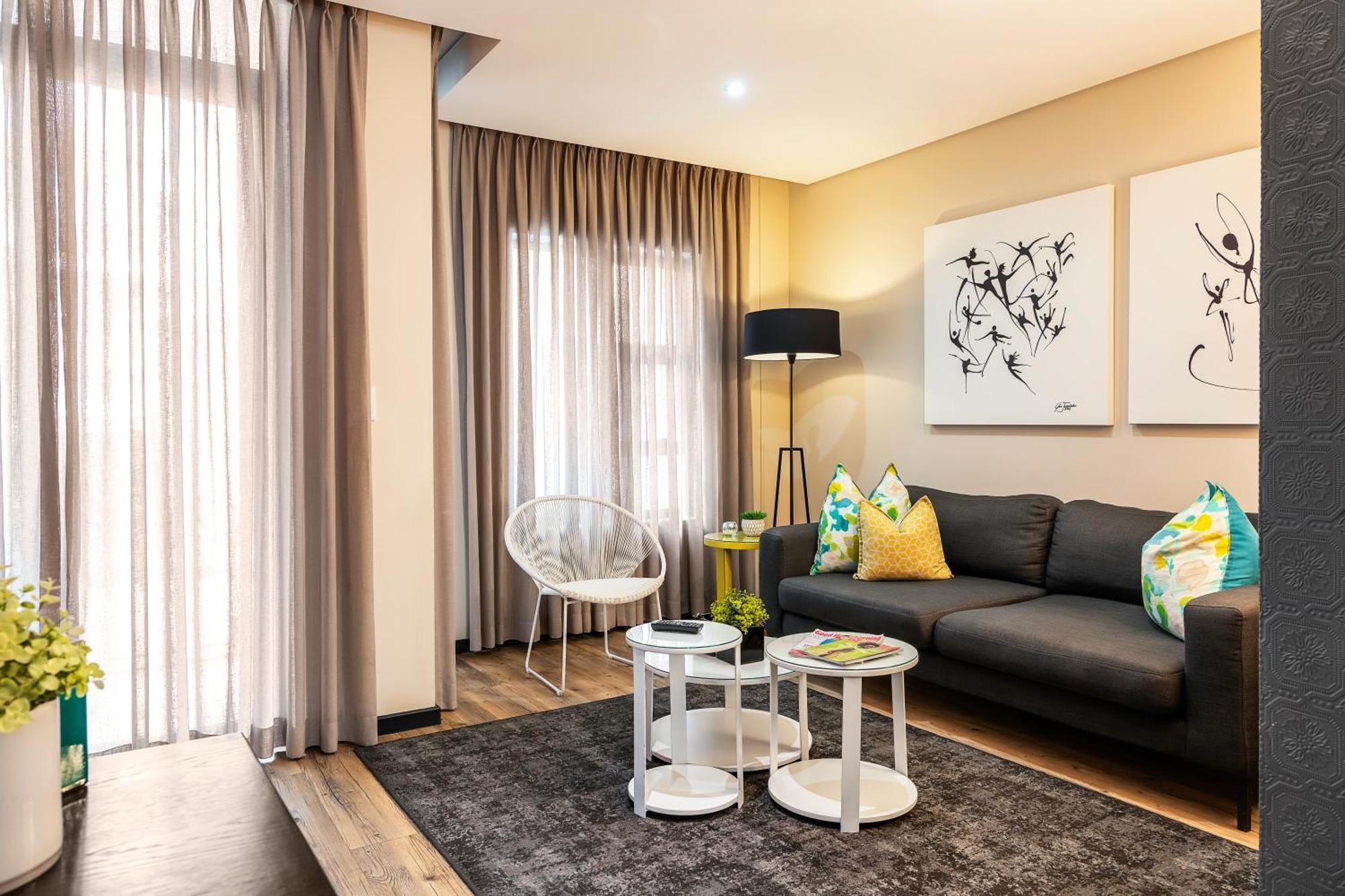 Cag The Vantage Rosebank Apartment Johannesburg